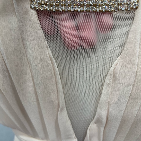 Small size ( runs big) worn only once for just 2 hrs. - Picture 3 of 6